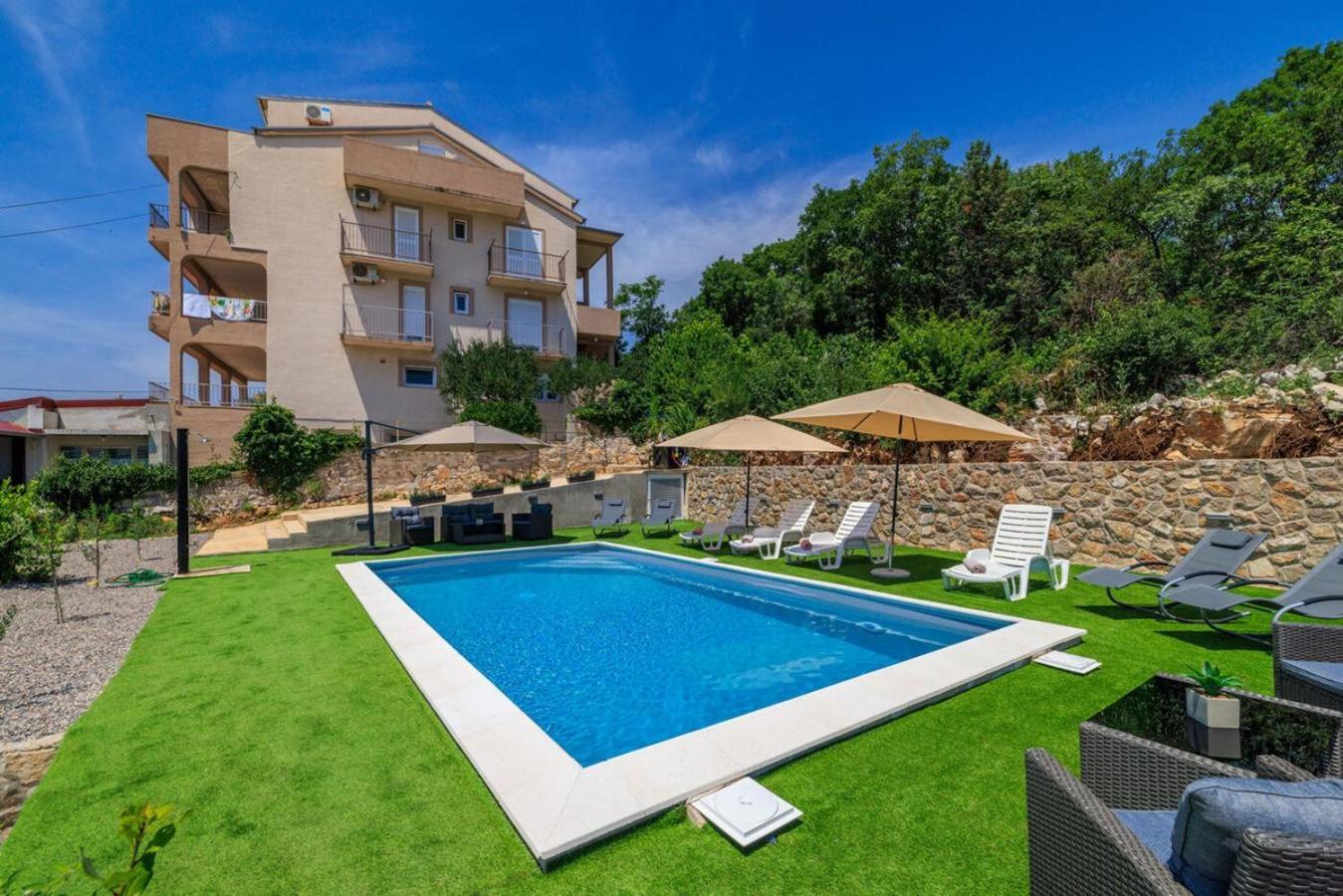 Apartments San Dramalj - Crikvenica Eksteriør billede